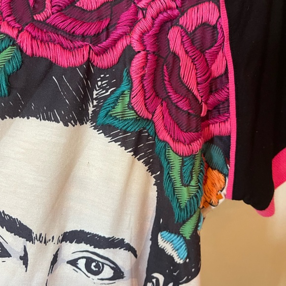 Double D Ranchwear Little Frida tee.  Size M - Picture 12 of 13